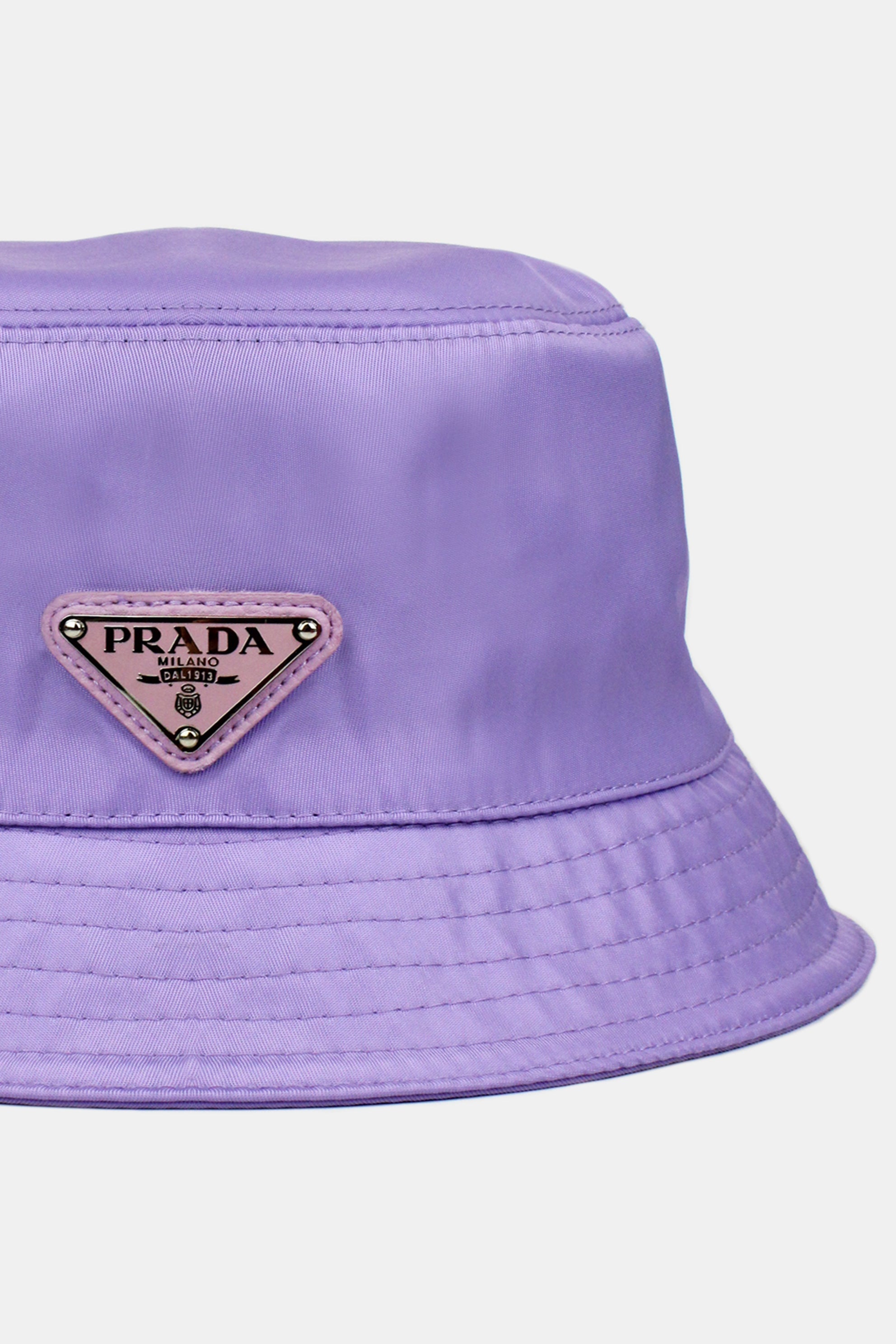 bucket hat prada