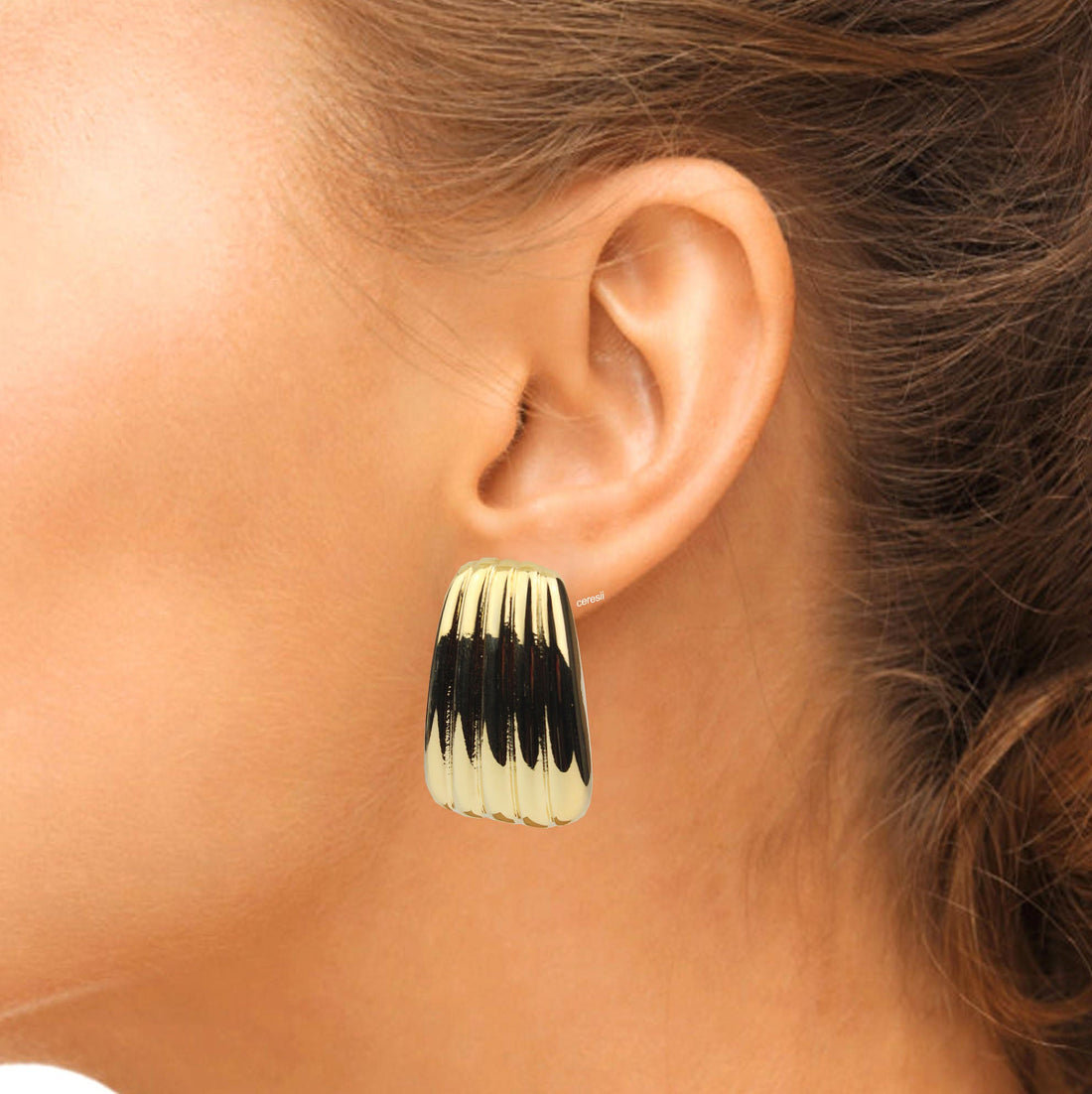 aretes dorados