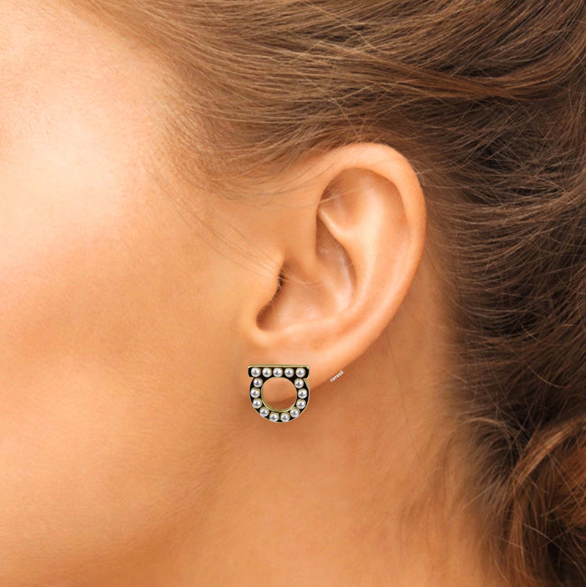 Aretes Ferragamo 5