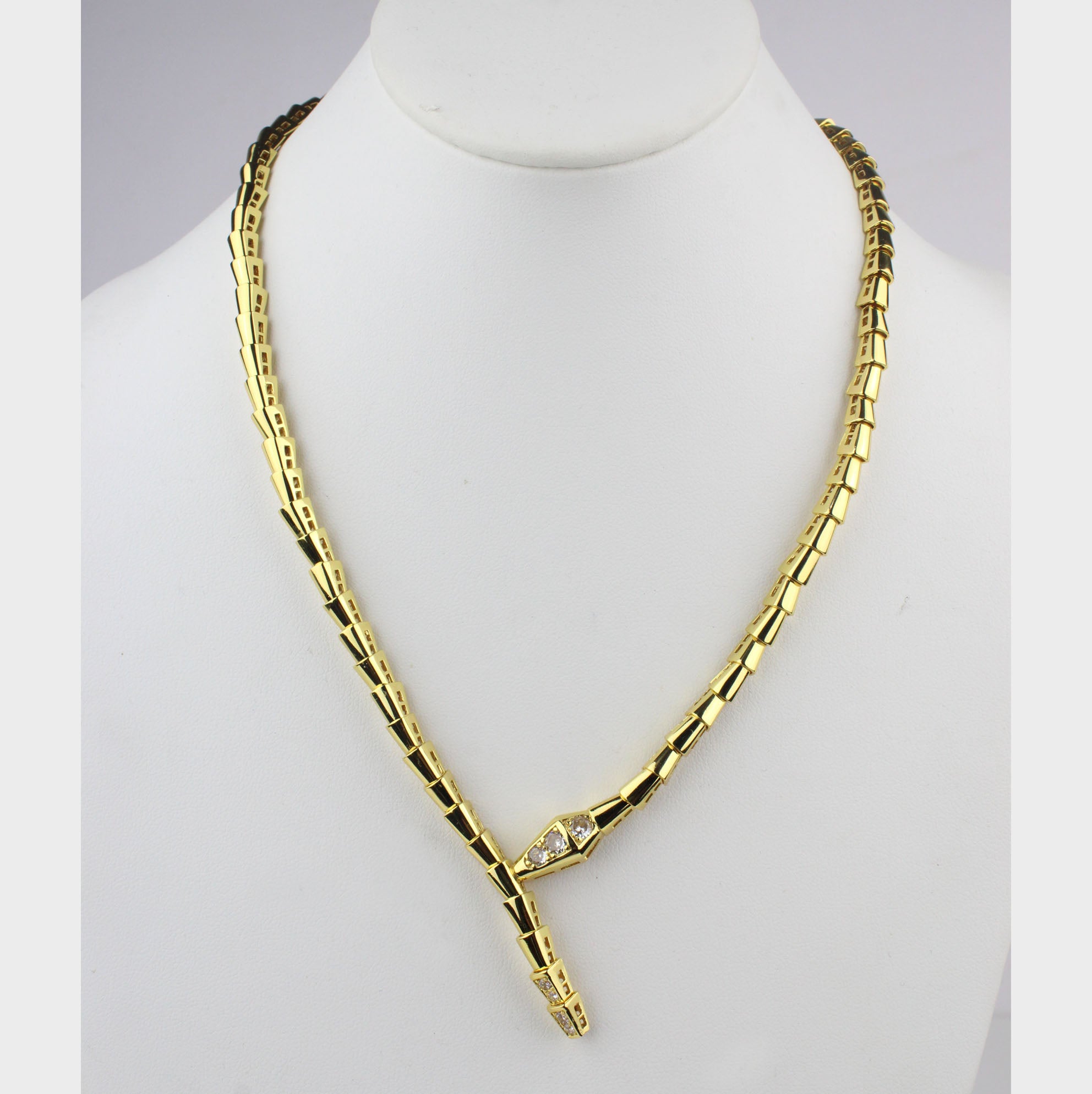 Collar Serpenti Viper Bulgari