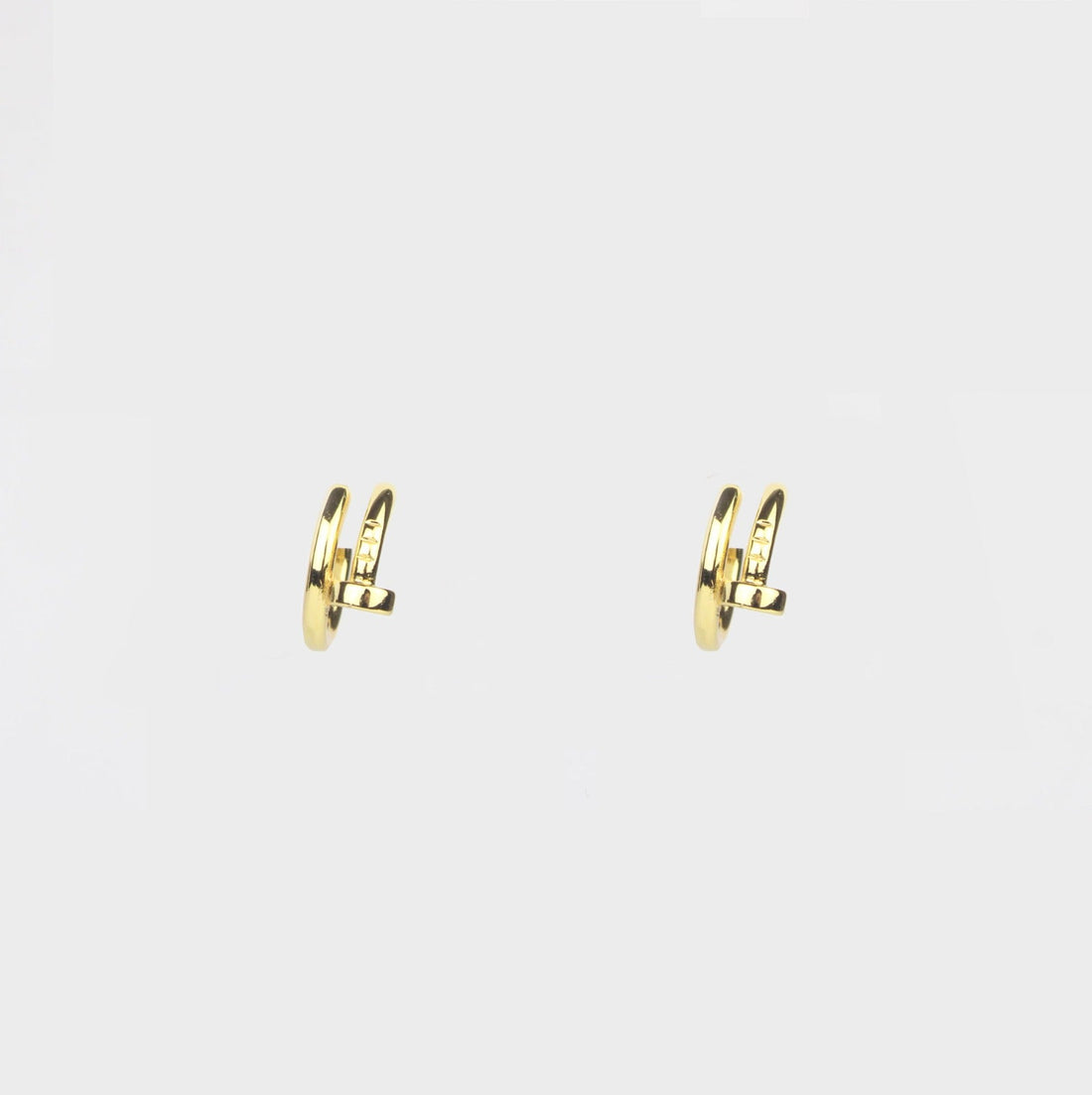 aretes clavo cartier