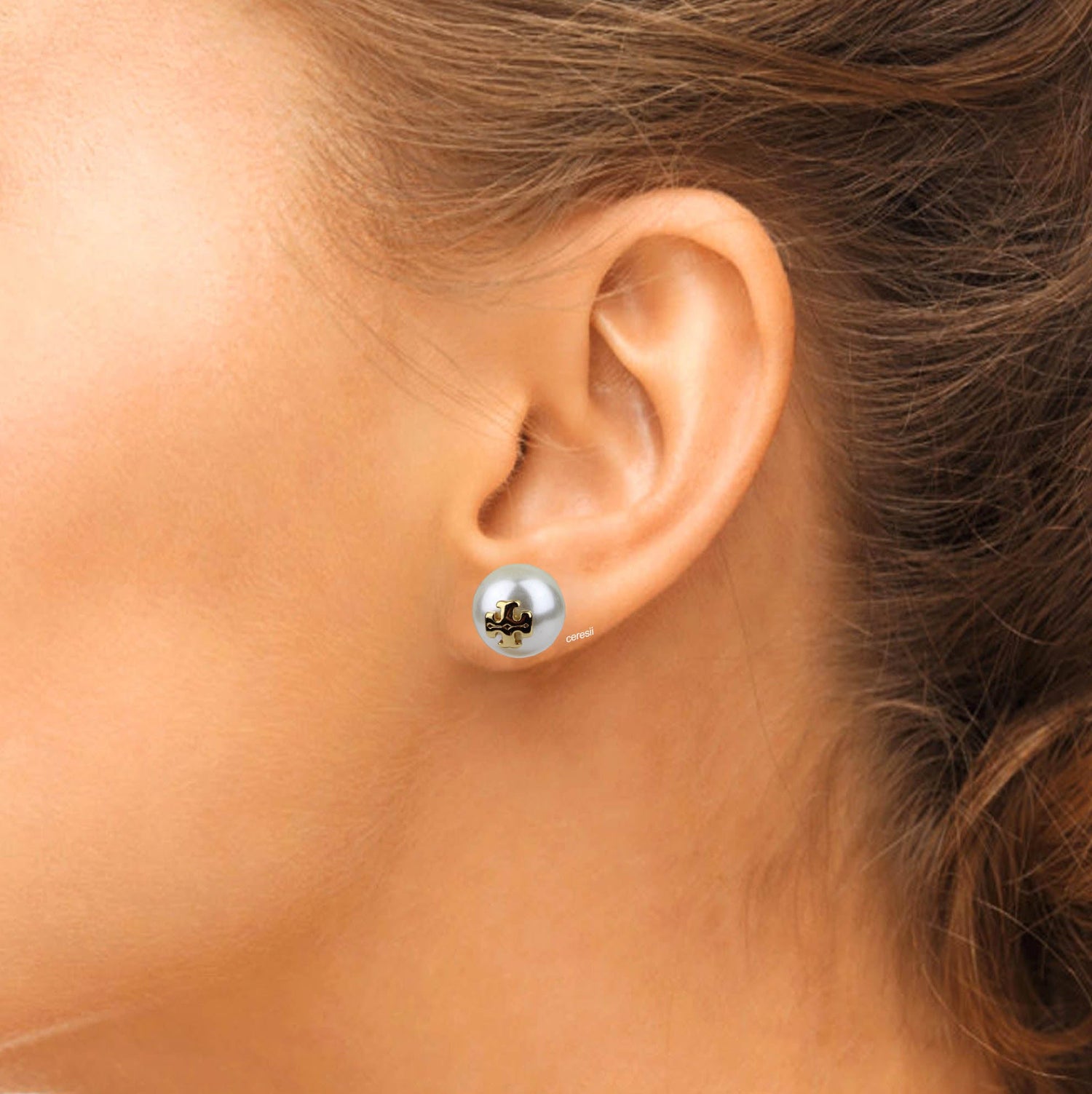 aretes tory Brunch